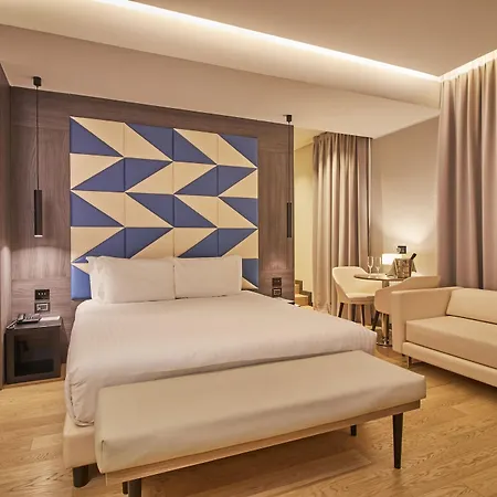 Ξενοδοχείο Ih Ambasciatori 4*