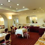 Ih Ambasciatori Hotel 4*