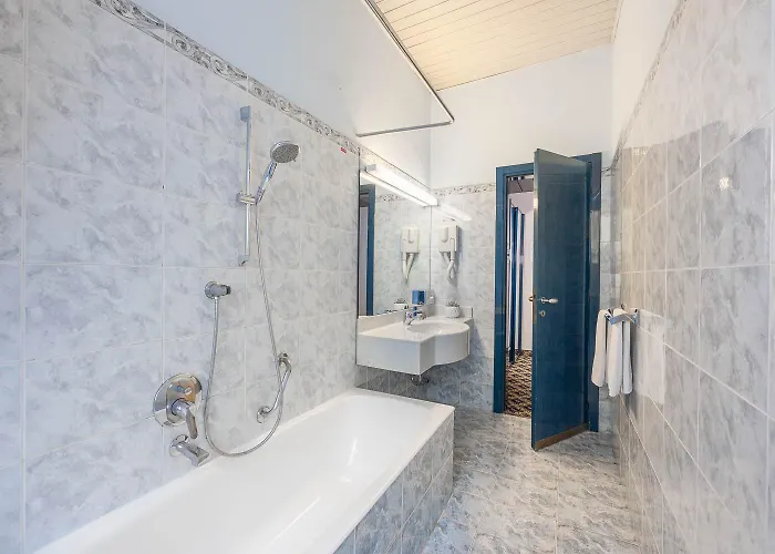 Ih Ambasciatori 酒店 米兰