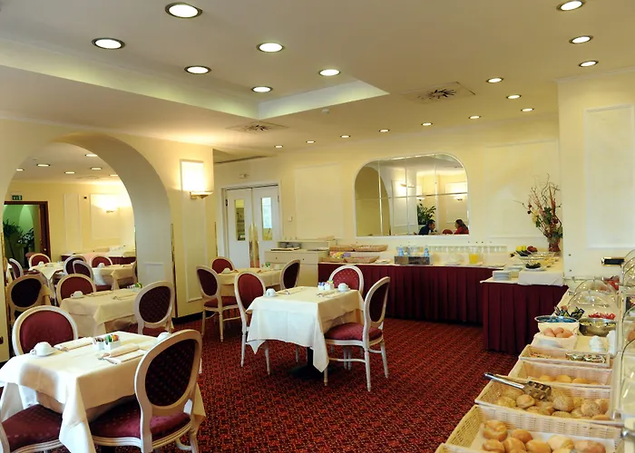 Ih Ambasciatori Hotel 4*